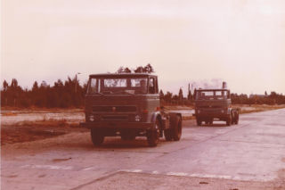 Archiwalne zdjęcia Fabryki Samochodów Ciężarowych (FSC) z lat 70. budzą ogromny sentyment, ale i smutek