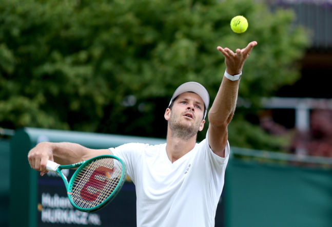 Hubert Hurkacz idzie jak burza! Wspaniały mecz i awans do 4. rundy Wimbledonu!