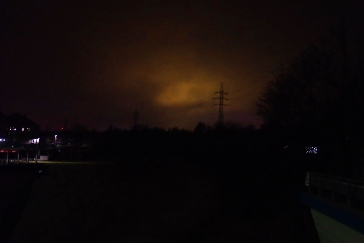 Pomarańczowa łuna nad Szczecinem