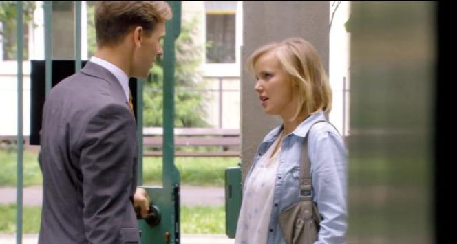 O mnie się nie martw odc. 3. Marcin Kaszuba (Stefan Pawłowski), Iga Małecka (Joanna Kulig)