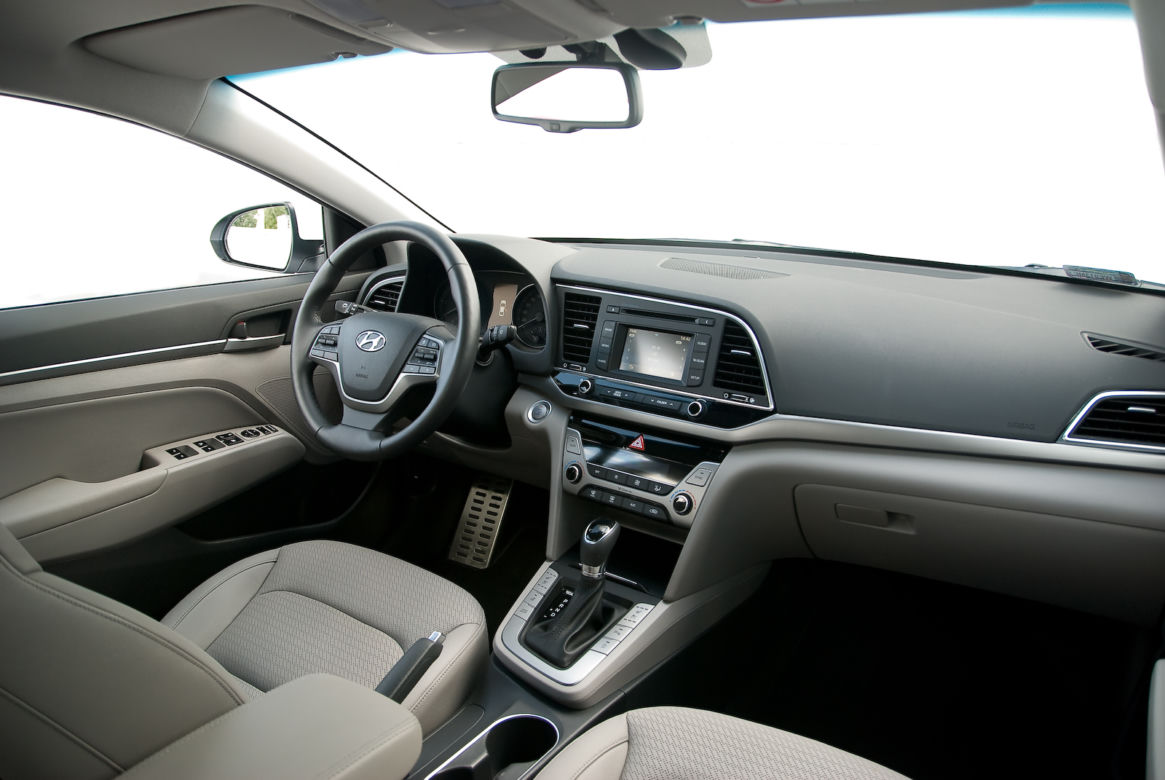 Hyundai Elantra 1.6 CRDi Premium