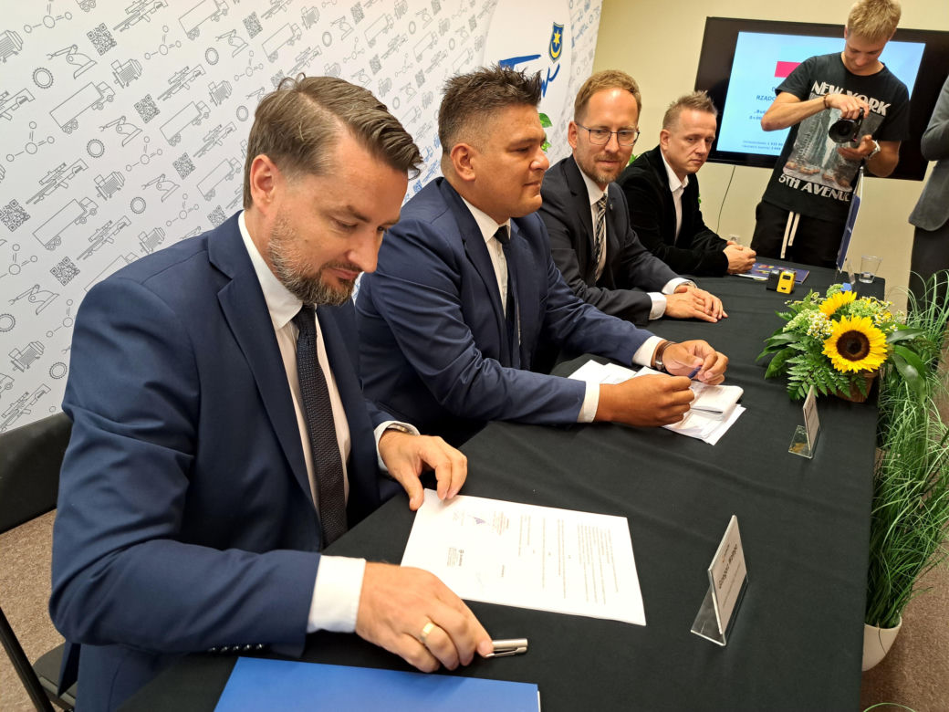 Budowa ul. Rady Europy w Tarnowie - podpisanie umowy