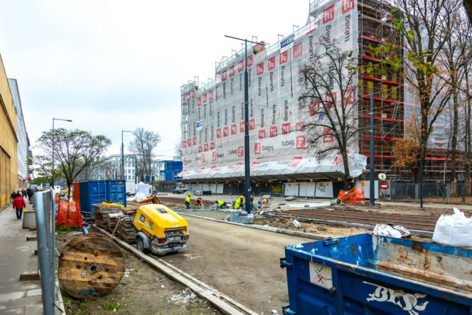 Tramwaj wzdłuż ul. Rakowieckiej w Warszawie - budowa