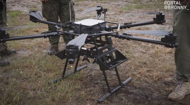 Polsko-ukraiński pokaz dronów w Zielonce. Technologie, które zmieniają współczesne pole walki