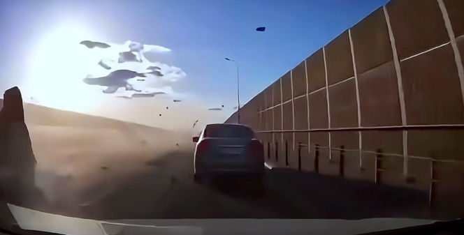 Tragedia w Łomiankach. Nagranie z wypadku mrozi krew w żyłach, jest apel policji