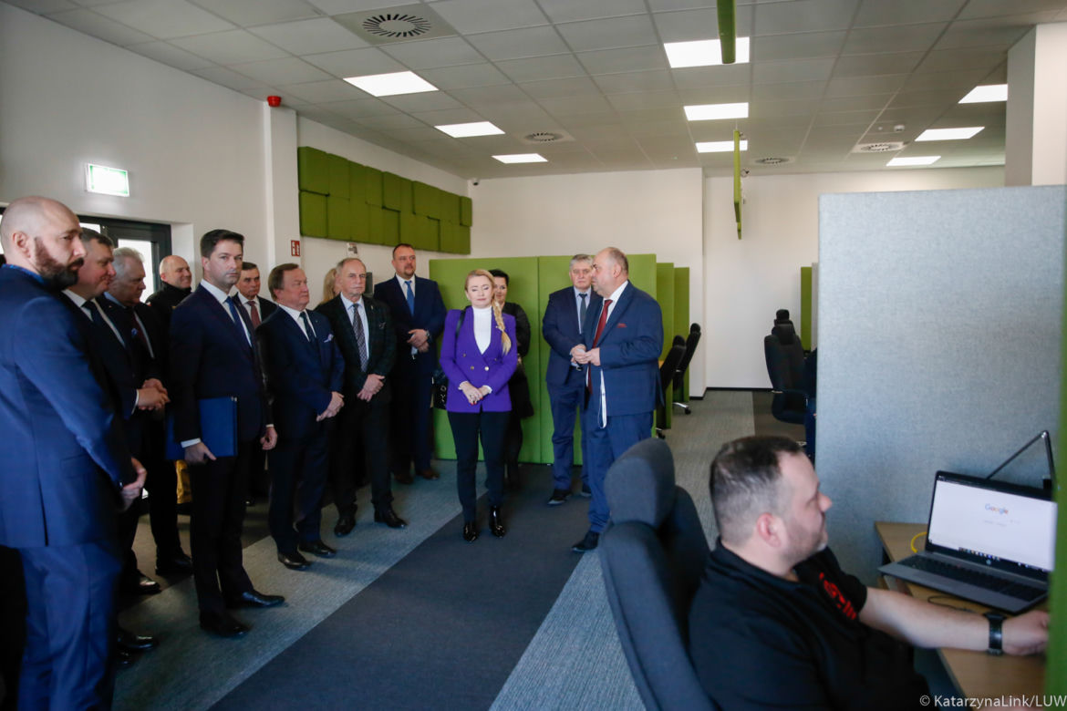 Po pomoc będziesz dzwonił na Wojciechowską. Dyspozytorzy medyczni mają nową siedzibę