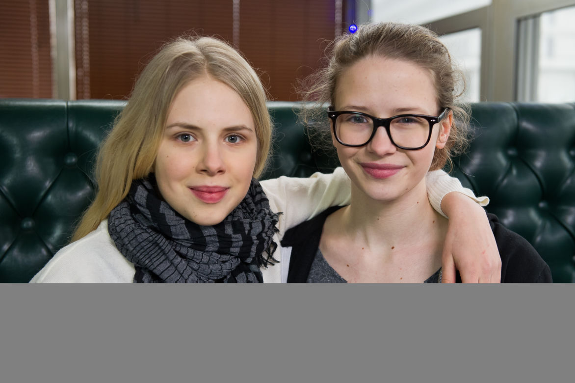 Na Wspólnej odc. 2259. Zosia (Malwina Dubowska), Basia (Daria Burakowska)