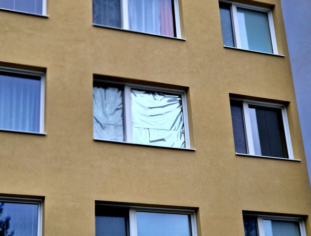 Folia przeciwsłoneczna na okno