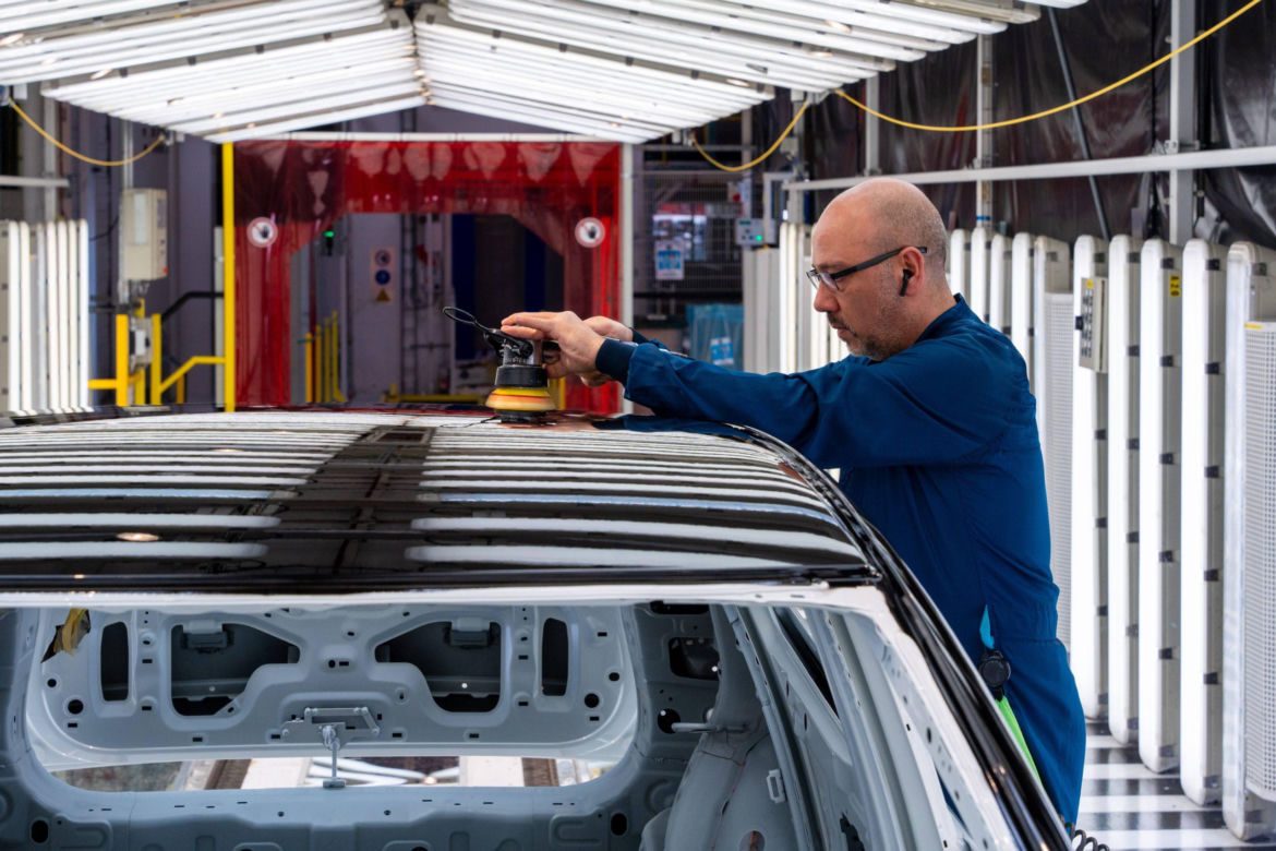 Produkcja Volvo EX30 w Gandawie