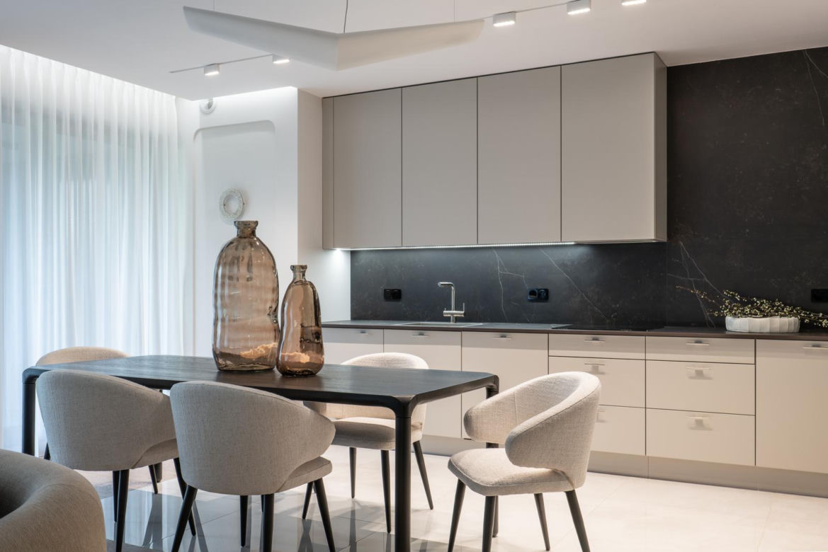 130-metrowy apartament pełen luksusu! Oryginalne i ponadczasowe wnętrza. Zobacz zdjęcia