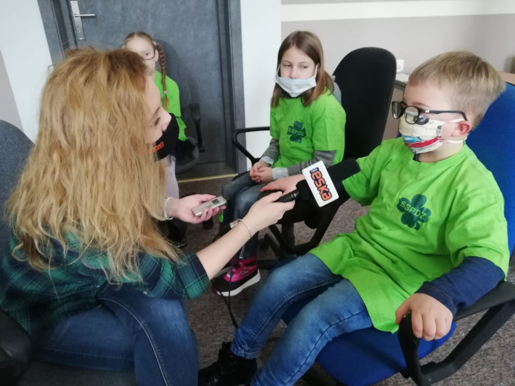 Szczecineckie "Koniczynki" odwiedziły Radio ESKA