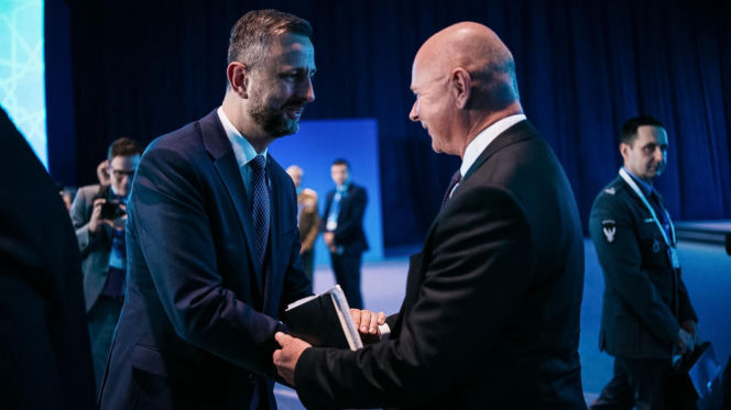 Szczyt NATO w Ankarze z udziałem szefa MON