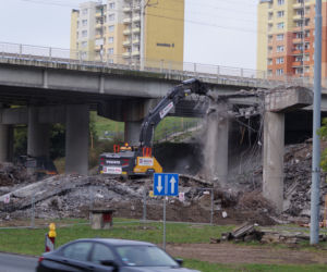 Trwa rozbiórka wiaduktu na ul. Wojska Polskiego w Bydgoszczy