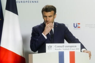 Francja złamała zasady przyjęte w UE. Chodzi o dostarczanie broni Rosji