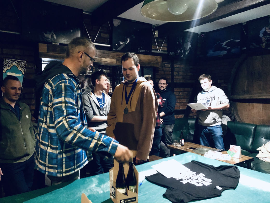 Toruń: Hard Rock Pub Pamela podsumowuje turnieje szachowe. Tak było podczas 10. rundy