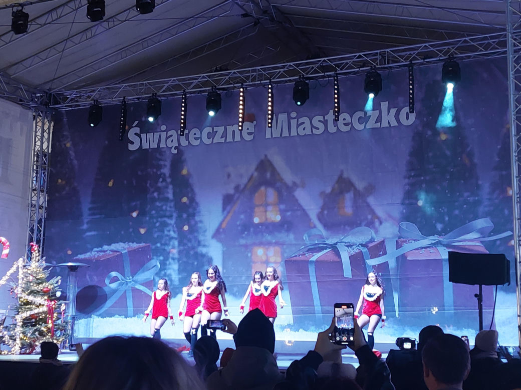 Świąteczne Miasteczko w Rzeszowie otwarte