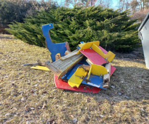 Statek w naprawie, pająk już jest. Trwa modernizacja placu zabaw w Parku Tysiąclecia w Lesznie