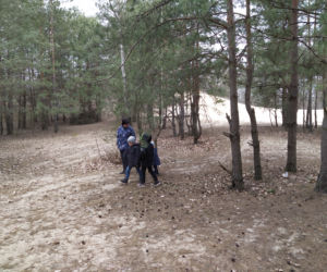 Siedlczanie szukali pierwszych śladów wiosny wraz z leśnikami z Nadleśnictwa Siedlce