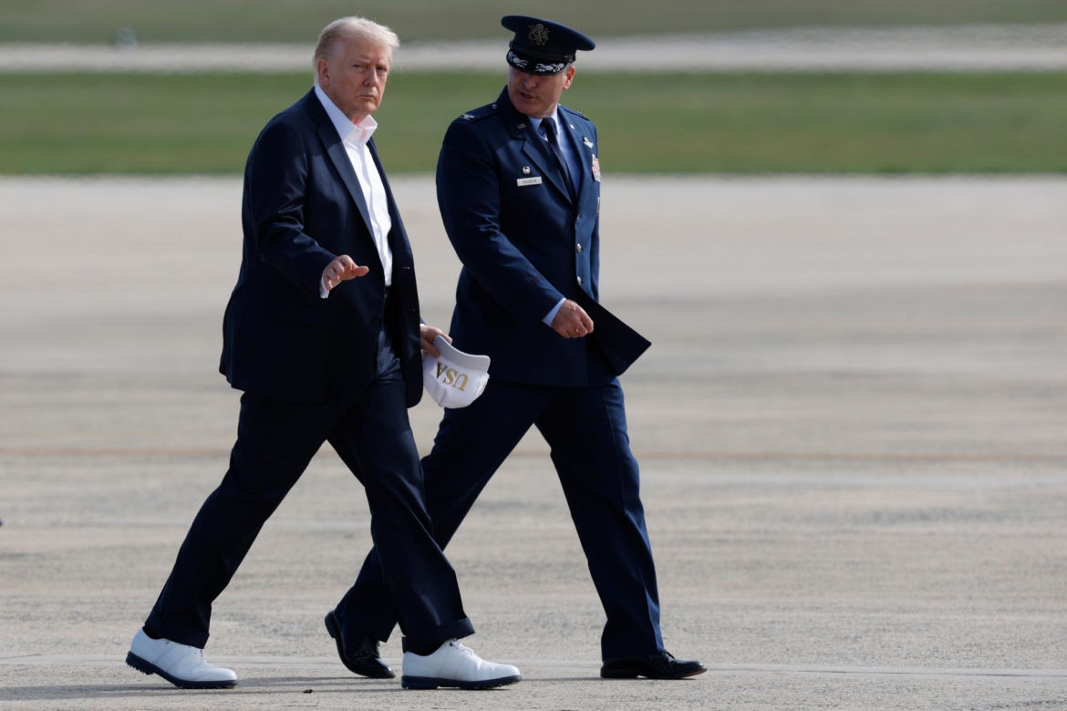 Trump przysnął na oficjalnym spotkaniu! "Jest stary i coraz bardziej to widać"