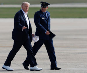 Trump przysnął na oficjalnym spotkaniu! Jest stary i coraz bardziej to widać