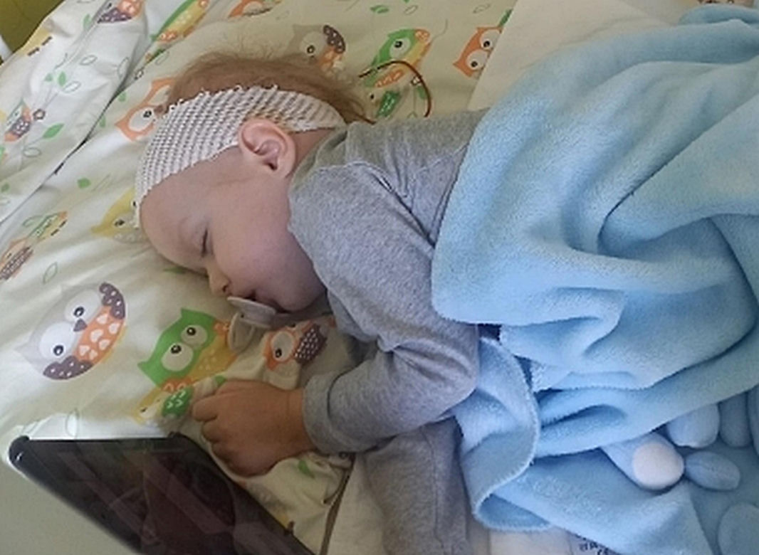  Malutki Oluś walczy z białaczką. Pomóżmy mu wygrać, sam nie da rady