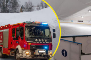 Chwile grozy na lodowisku. Pod naporem śniegu zapadł się dach!