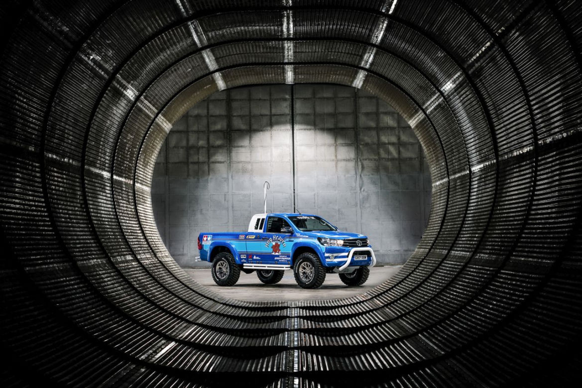 Toyota Hilux Bruiser