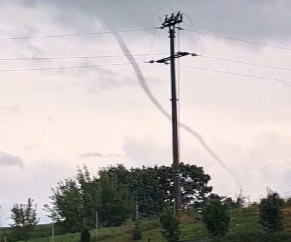 Tornado pojawiło się pod Brodnicą. Jest wideo! Meteorolodzy wydali alerty 