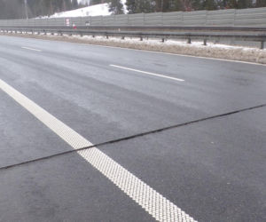 Pęknięcia na nowej zakopiance. Będzie awaryjna naprawa drogi, która kosztowała prawie miliard złotych