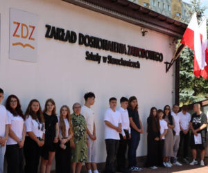 Klasa policyjna w Starachowicach oficjalnie wystartowała. Uczniowie ZDZ mają prostszą drogę do munduru