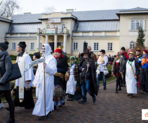 Ostatkowy korowód przeszedł ulicami Bełchatów