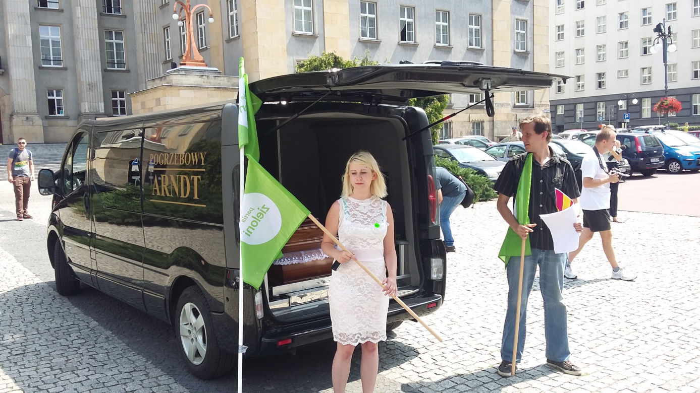 Protest przeciw dopalaczom w Katowciach