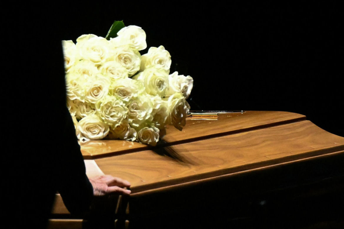 Tak wyglądał  pogrzeb Giorgio Armaniego. Kto pojawił się na ceremonii?