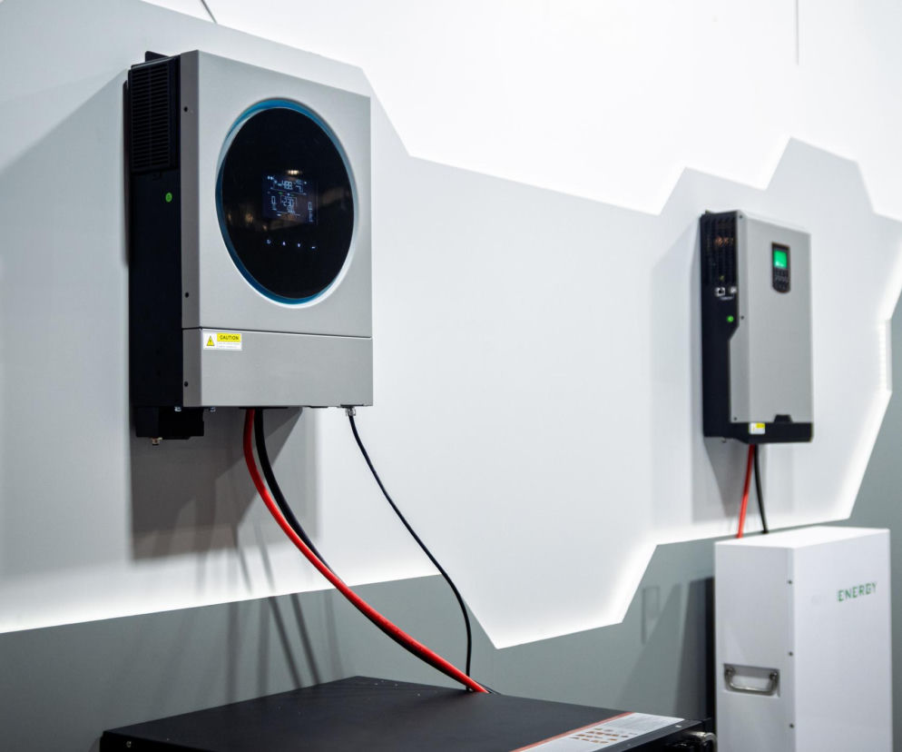 Moc przyłączeniowa domu a magazyn energii. Zanim kupisz magazyn sprawdź przepisy