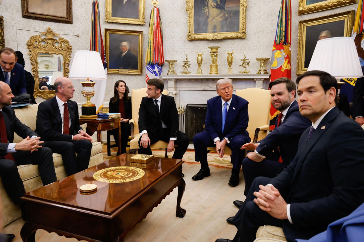 "Kilka krajów gotowych wysłać wojska na Ukrainę". Prezydent wprost po spotkaniu z Trumpem