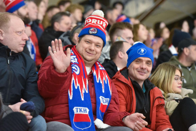 KH Energa Toruń - Unia Oświęcim 4:1, zdjęcia kibiców i zawodników z meczu nr 6