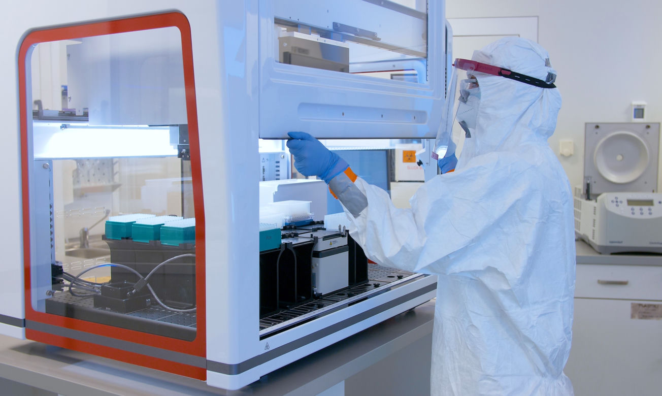 Laboratorium w Sosnowcu: Tu świąteczna radość przeplata się z widmem śmierci