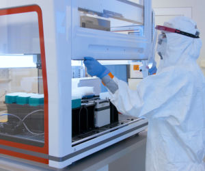Laboratorium w Sosnowcu: Tu świąteczna radość przeplata się z widmem śmierci