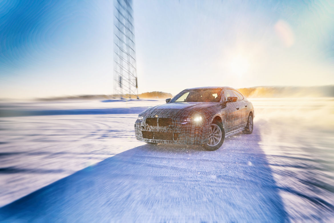 BMW iX3, BMW i4 oraz BMW iNEXT w zimowym teście za kołem podbiegunowym