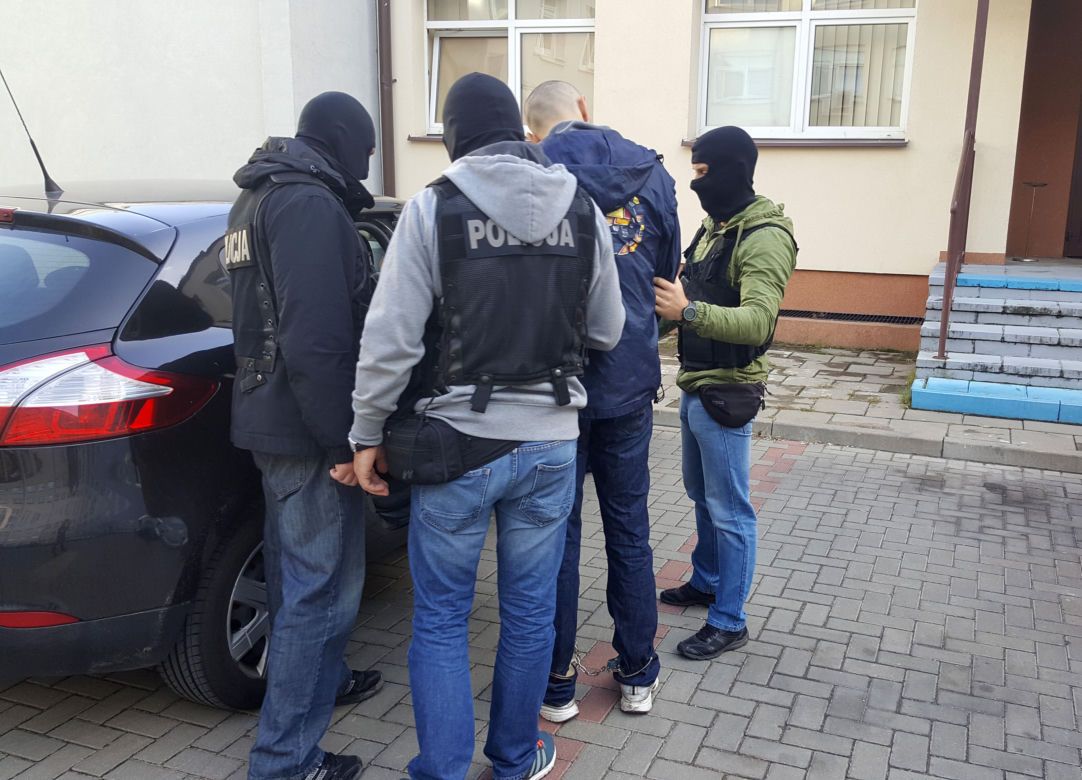 WPADL UCIEKINIER TEM 4