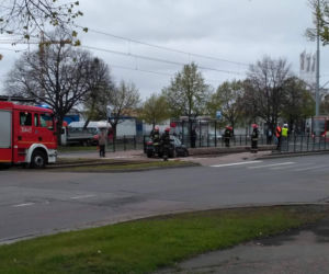 Samochód na torach