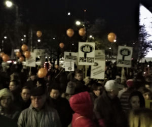Manifestacja poparcia dla nauczycieli