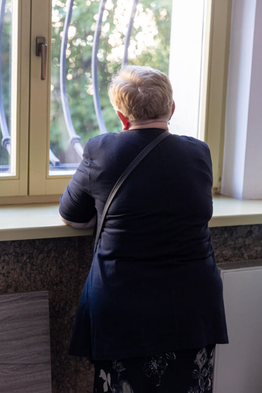 Podeszła do babci, przytuliła i dźgnęła ją nożem. Ruszył proces 19-letniej Antoniny