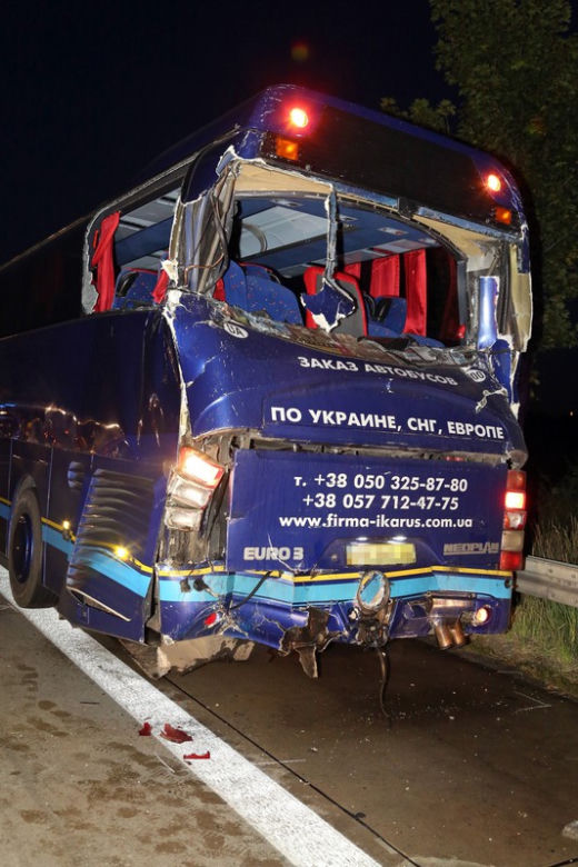 Wypadek polskiego autokaru w Niemczech obok Drezna. NIE ŻYJE 9 osób, około 40 rannych