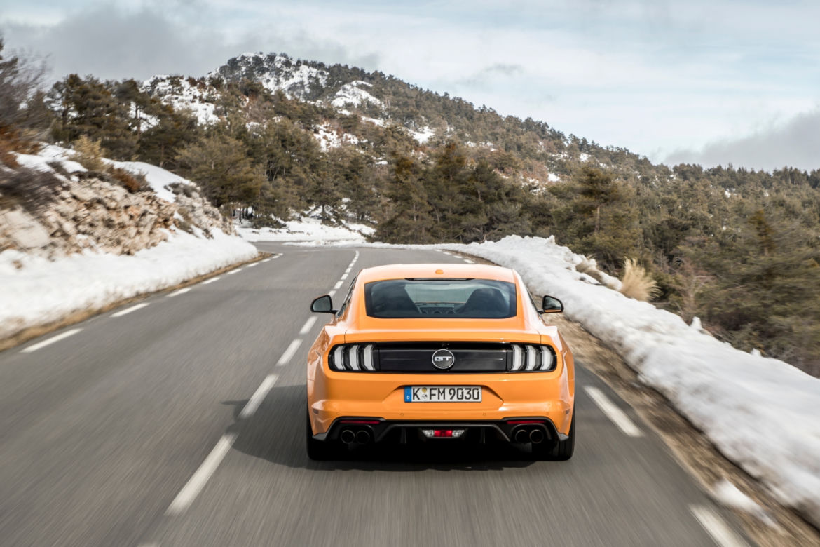 2018 Ford Mustang GT 5.0 V8 450 KM
