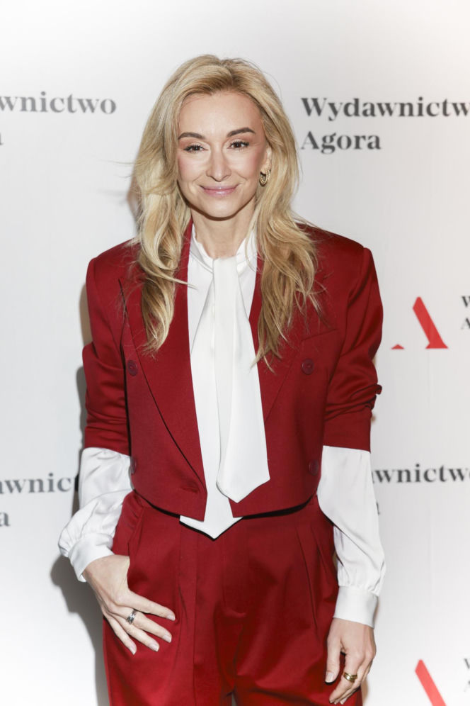 Wyklepane Rozenek-Majdan i Wojciechowska prężą się na ściance. Nie wyglądają na swoje lata!