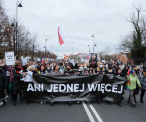 Ani jednej więcej. Protest w Warszawie sobota 6 listopada [ZDJĘCIA]