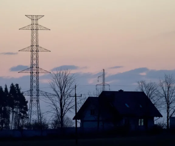 Tysiące osób bez prądu. Siedzimy jak w średniowieczu