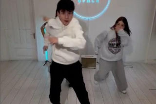 Ma dopiero 14 lat, a doświadczenia może pozazdrościć mu niejeden artysta. To faworyt Eurowizji Junior!