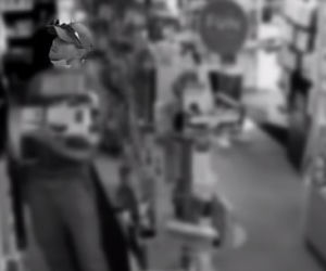 Zrobił TO w sex shopie w biały dzień